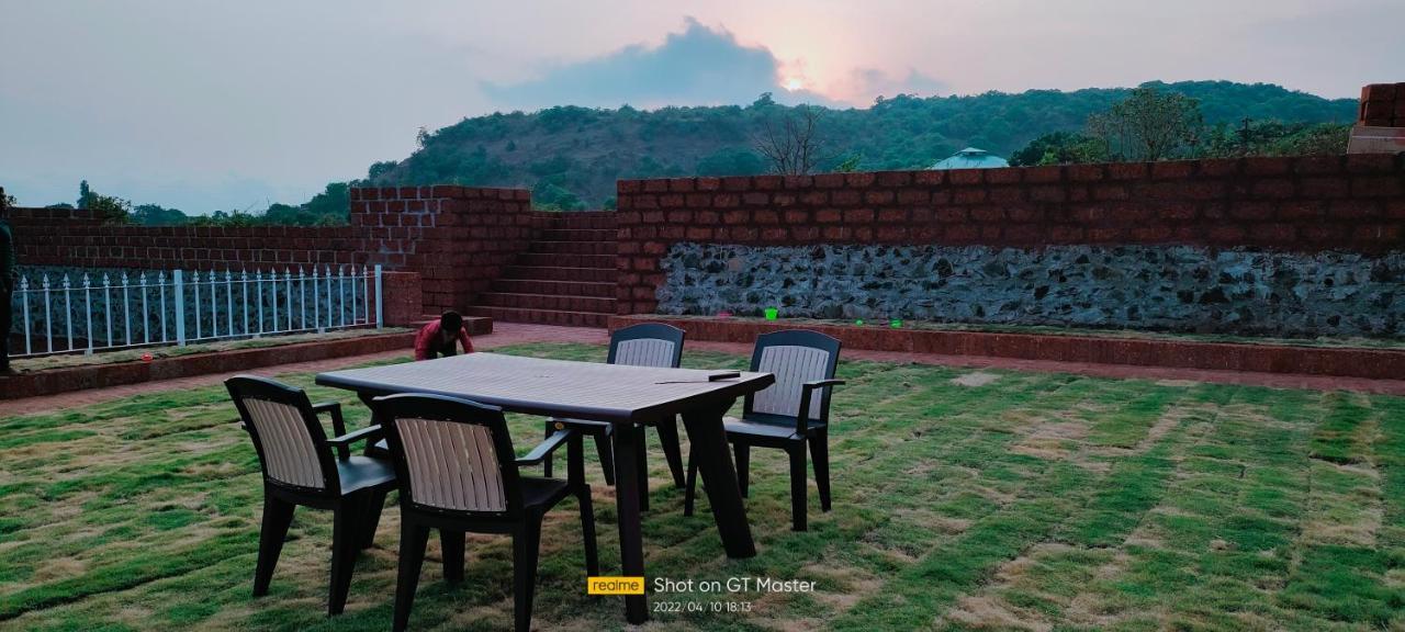 Konark Villa Mahābaleshwar Kültér fotó